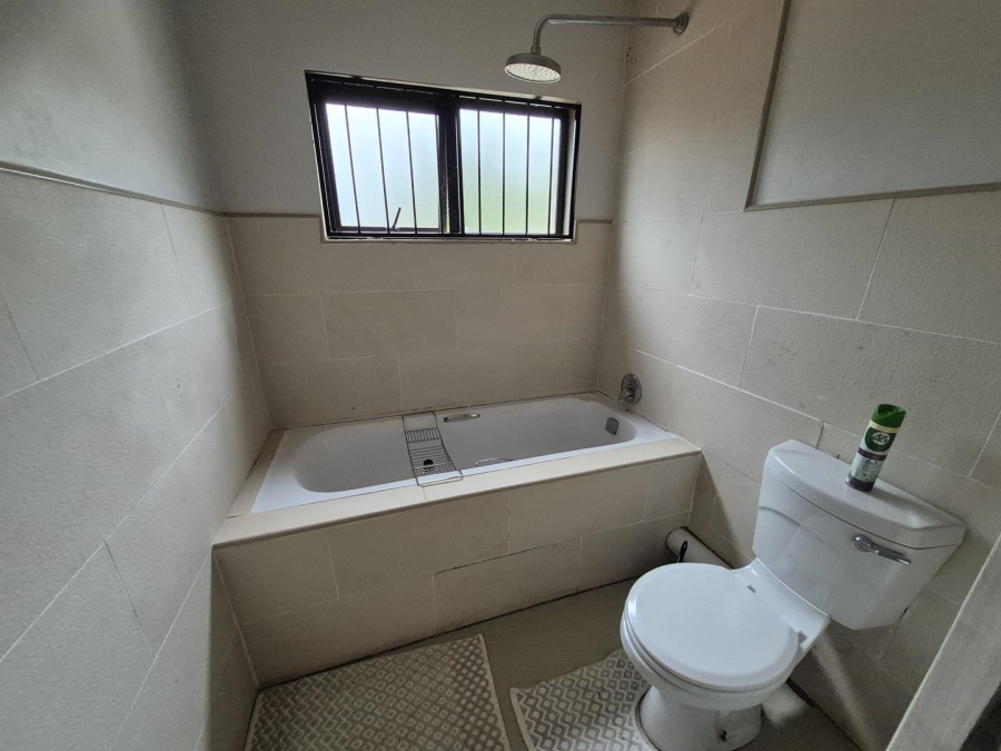 5 Bedroom Property for Sale in Worlds View KwaZulu-Natal