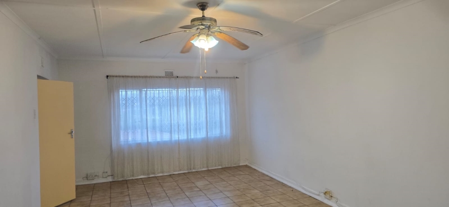 2 Bedroom Property for Sale in Bluff KwaZulu-Natal