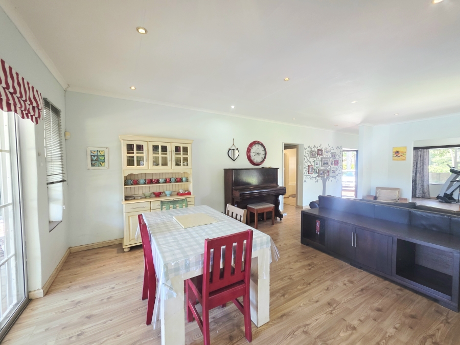 3 Bedroom Property for Sale in Meer En See KwaZulu-Natal