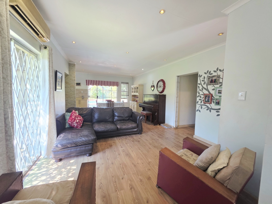 3 Bedroom Property for Sale in Meer En See KwaZulu-Natal