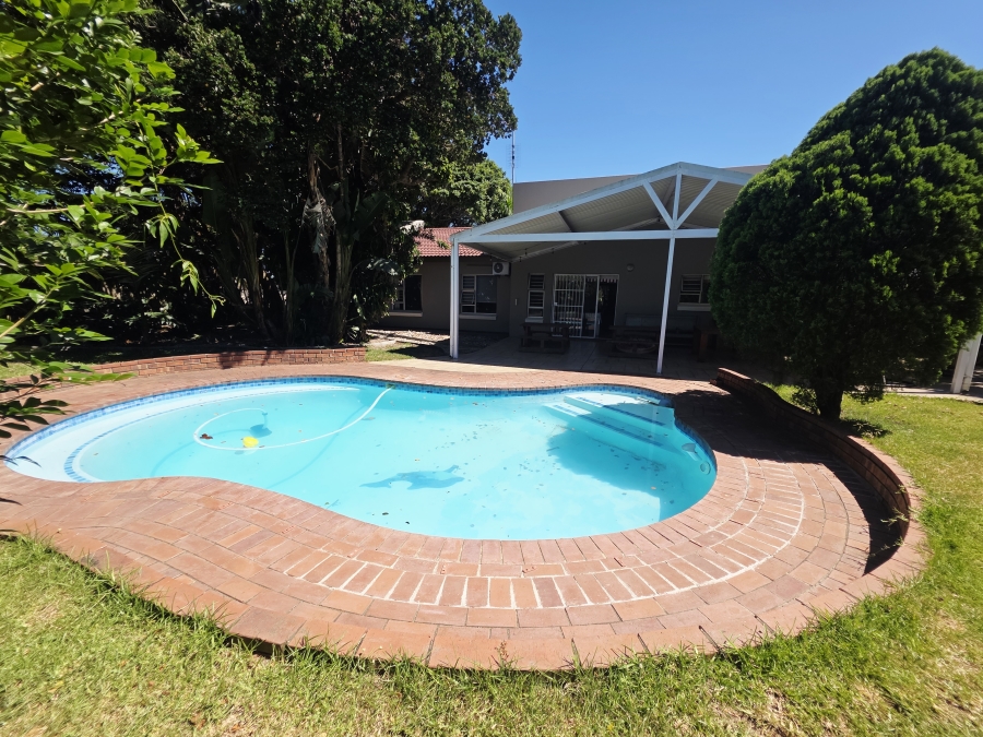 3 Bedroom Property for Sale in Meer En See KwaZulu-Natal