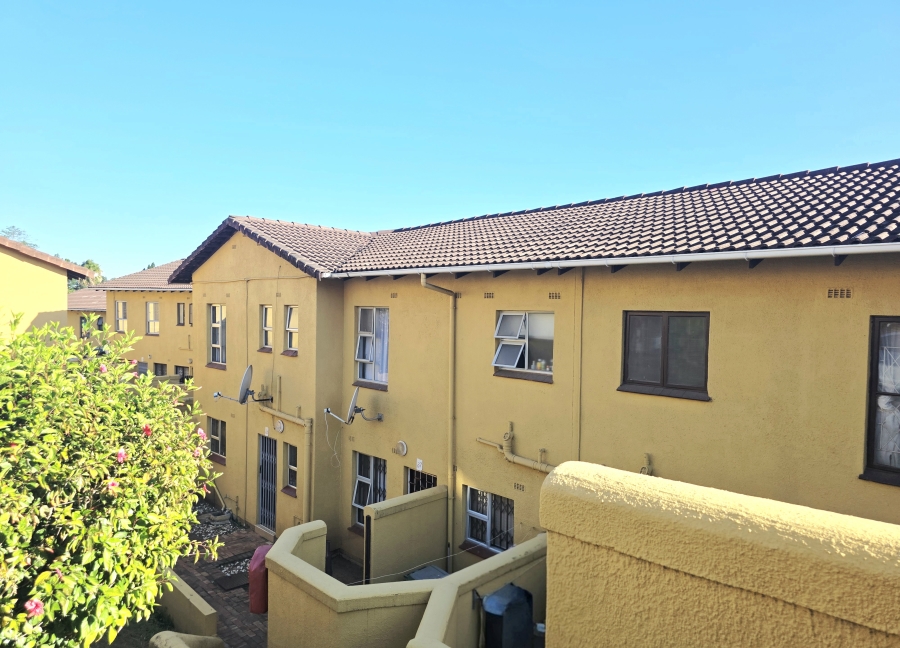 To Let 2 Bedroom Property for Rent in Empangeni Central KwaZulu-Natal