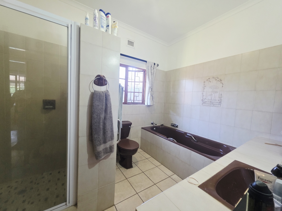4 Bedroom Property for Sale in Panorama KwaZulu-Natal
