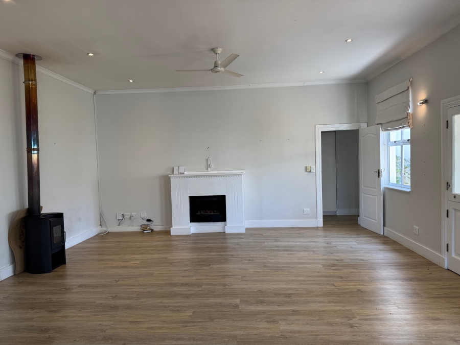 To Let 4 Bedroom Property for Rent in Garlington KwaZulu-Natal