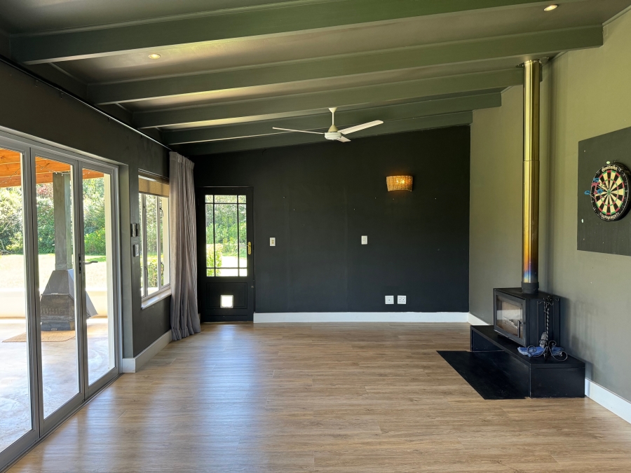 To Let 4 Bedroom Property for Rent in Garlington KwaZulu-Natal