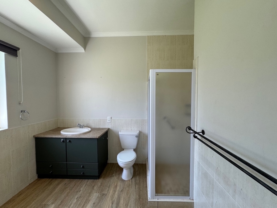 To Let 4 Bedroom Property for Rent in Garlington KwaZulu-Natal