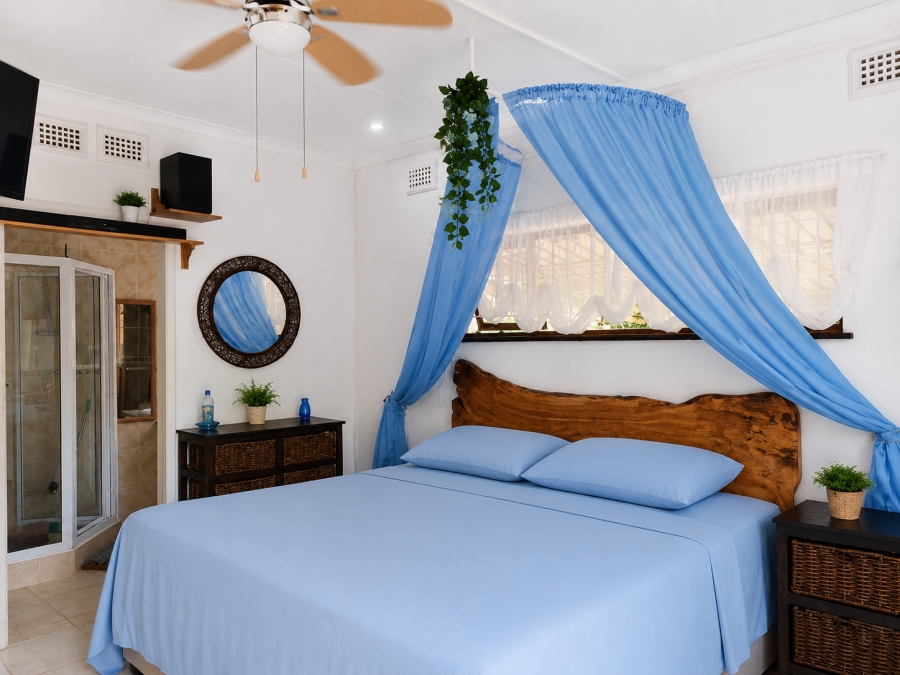 3 Bedroom Property for Sale in Amanzimtoti KwaZulu-Natal