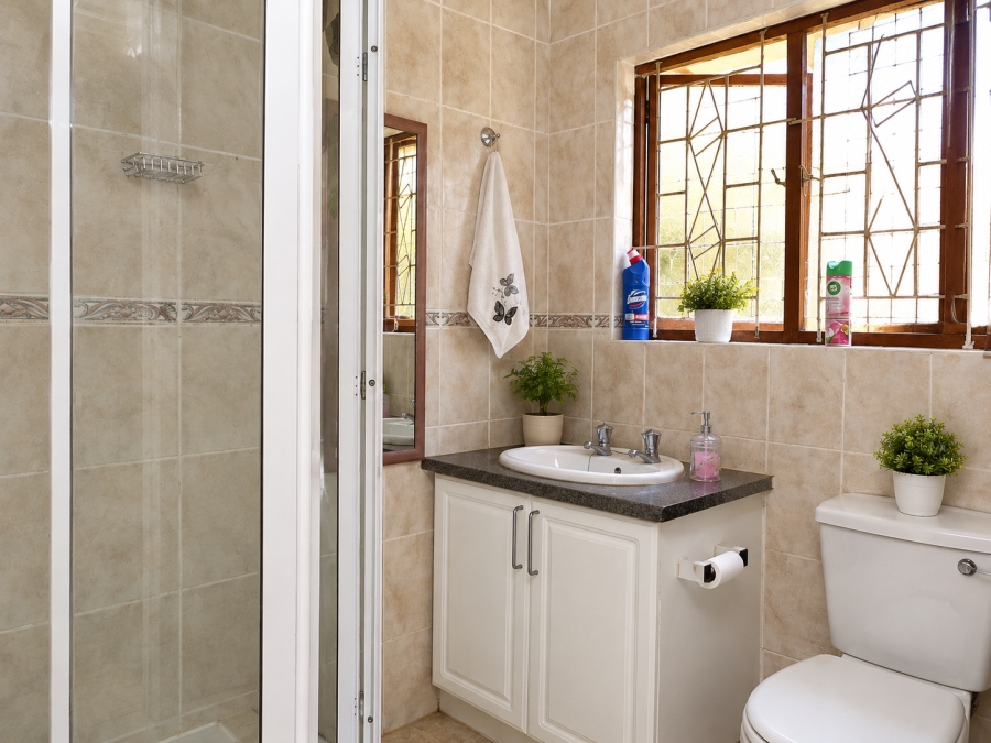 3 Bedroom Property for Sale in Amanzimtoti KwaZulu-Natal