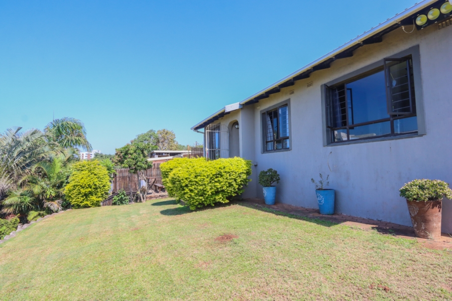 To Let 3 Bedroom Property for Rent in Amanzimtoti KwaZulu-Natal