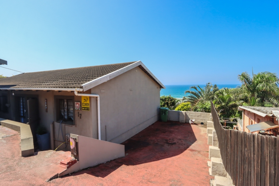 To Let 3 Bedroom Property for Rent in Amanzimtoti KwaZulu-Natal