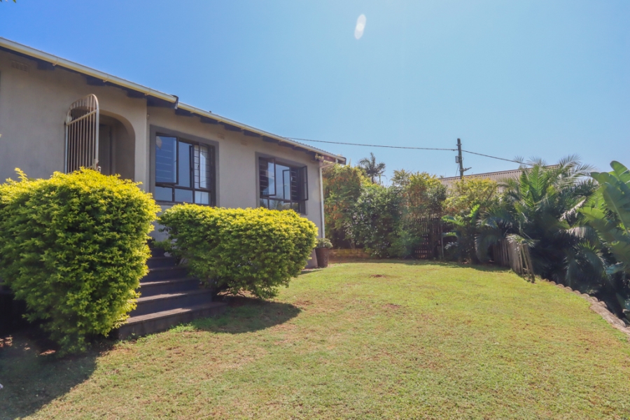 To Let 3 Bedroom Property for Rent in Amanzimtoti KwaZulu-Natal