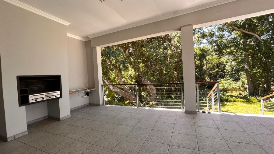 4 Bedroom Property for Sale in Meer En See KwaZulu-Natal