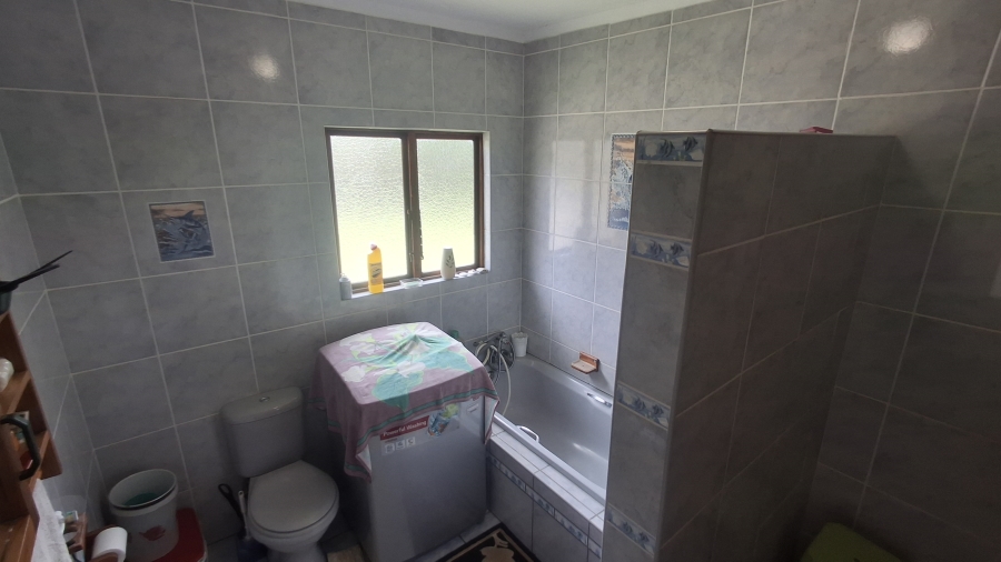 3 Bedroom Property for Sale in Glenmore KwaZulu-Natal