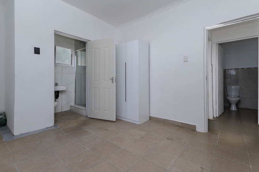 6 Bedroom Property for Sale in Westville Central KwaZulu-Natal