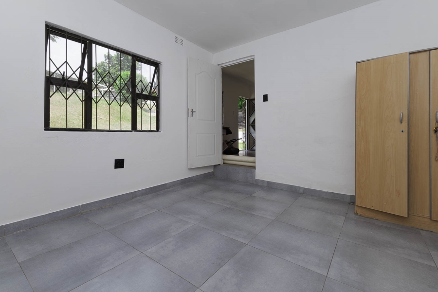 6 Bedroom Property for Sale in Westville Central KwaZulu-Natal