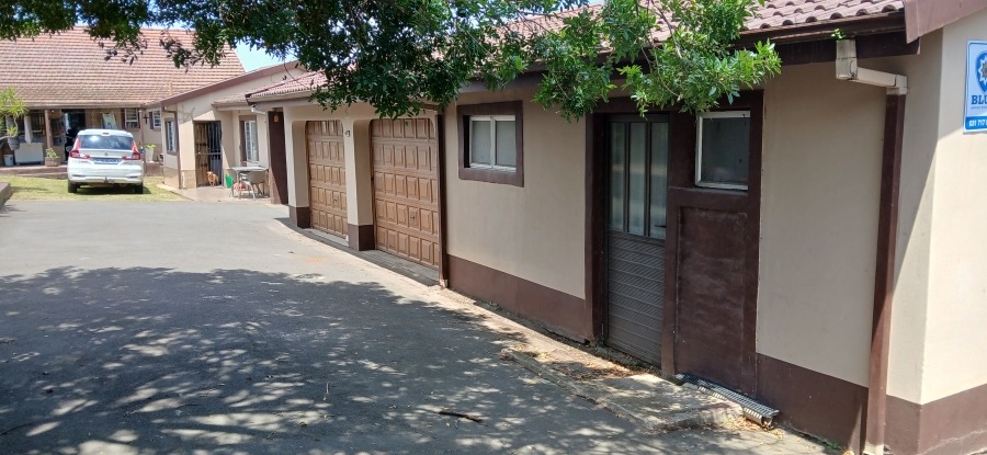 3 Bedroom Property for Sale in Mount Vernon KwaZulu-Natal
