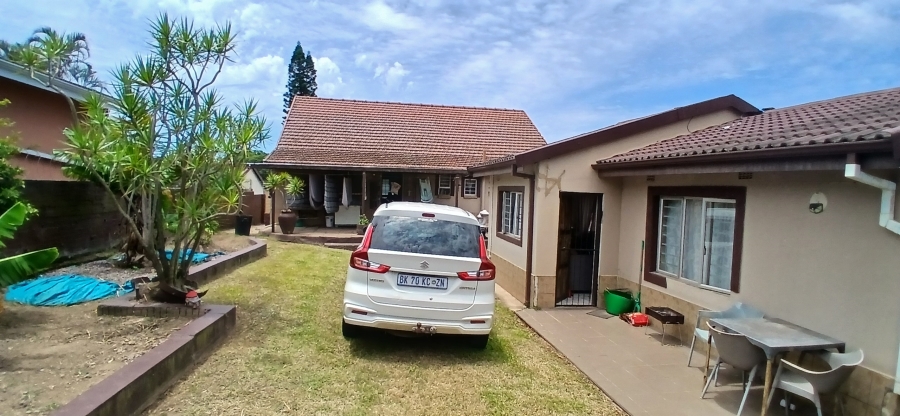 3 Bedroom Property for Sale in Mount Vernon KwaZulu-Natal