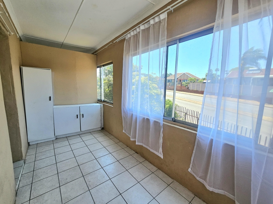 To Let 2 Bedroom Property for Rent in Grosvenor KwaZulu-Natal