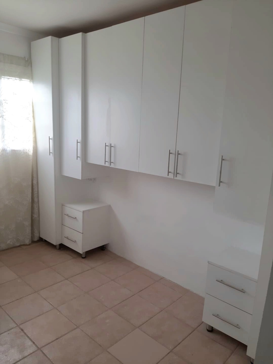 2 Bedroom Property for Sale in Cowies Hill KwaZulu-Natal