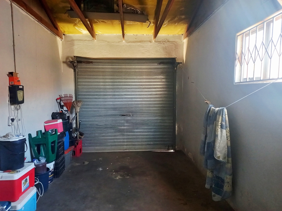 3 Bedroom Property for Sale in Esikhawini KwaZulu-Natal