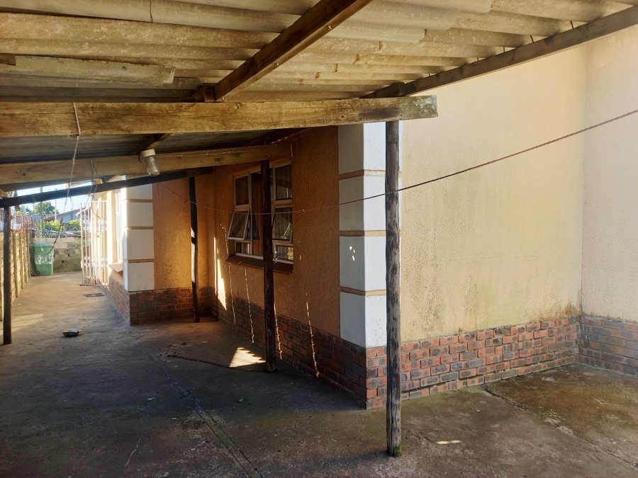 3 Bedroom Property for Sale in Esikhawini KwaZulu-Natal