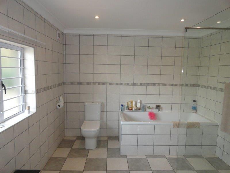 To Let 4 Bedroom Property for Rent in Hatton Estate KwaZulu-Natal