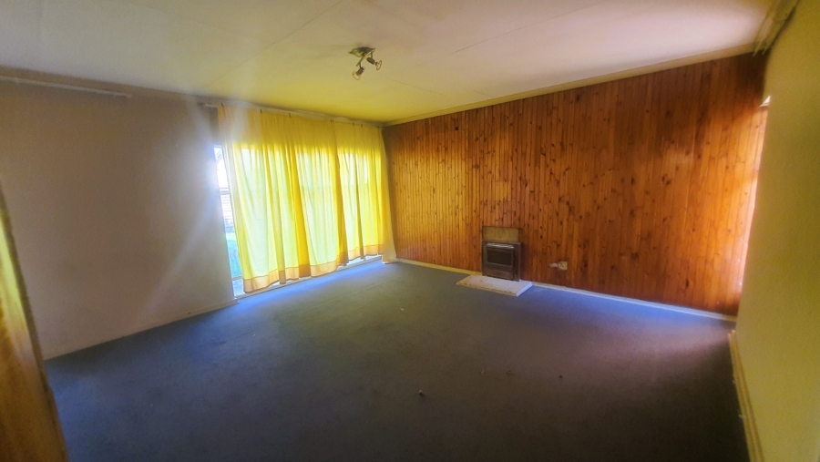 4 Bedroom Property for Sale in Amajuba Park KwaZulu-Natal