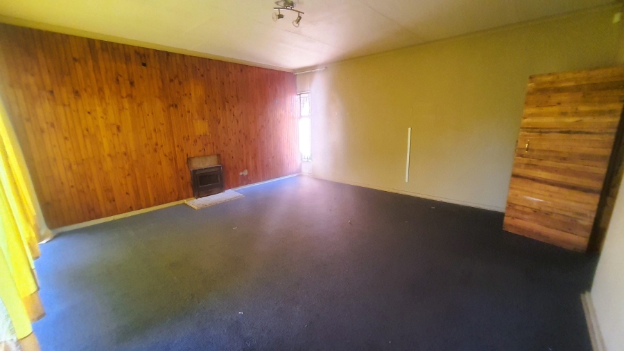 4 Bedroom Property for Sale in Amajuba Park KwaZulu-Natal