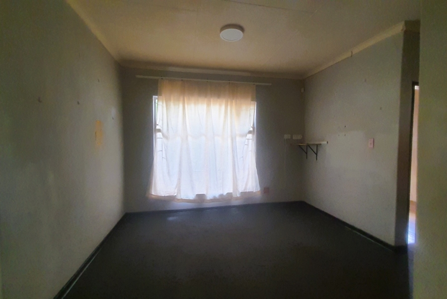 4 Bedroom Property for Sale in Amajuba Park KwaZulu-Natal