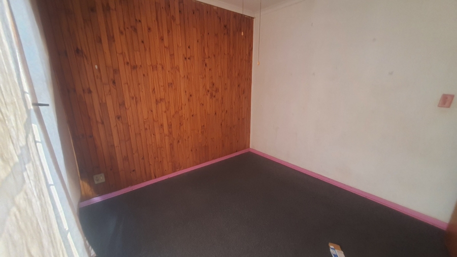 4 Bedroom Property for Sale in Amajuba Park KwaZulu-Natal