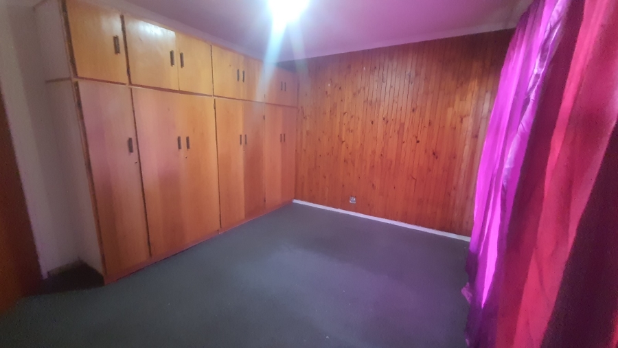 4 Bedroom Property for Sale in Amajuba Park KwaZulu-Natal