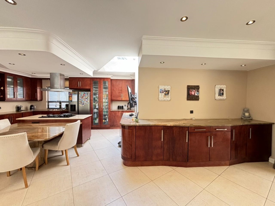 5 Bedroom Property for Sale in Westville Central KwaZulu-Natal