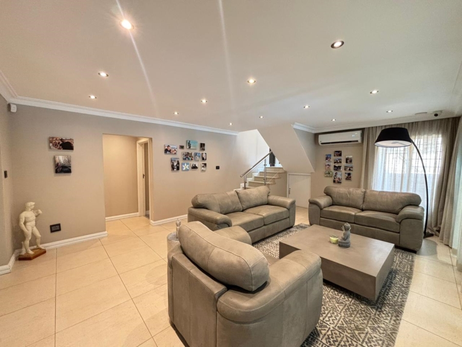 5 Bedroom Property for Sale in Westville Central KwaZulu-Natal