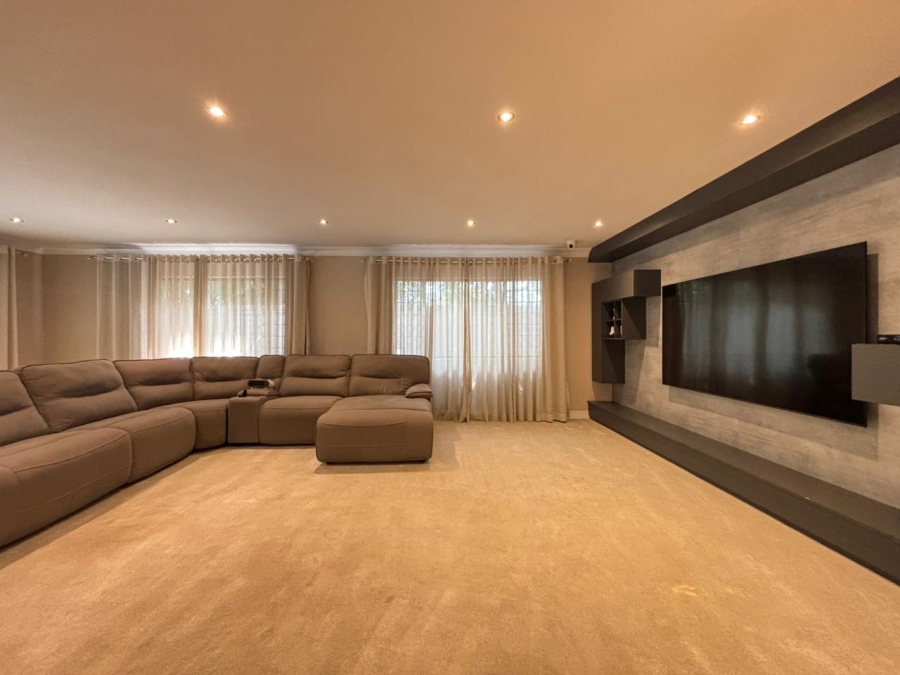 5 Bedroom Property for Sale in Westville Central KwaZulu-Natal