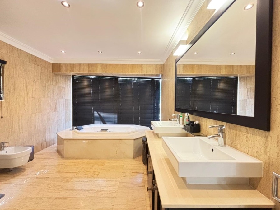 5 Bedroom Property for Sale in Westville Central KwaZulu-Natal