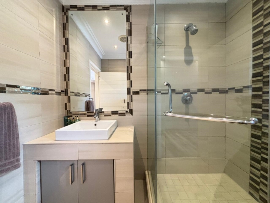 5 Bedroom Property for Sale in Westville Central KwaZulu-Natal