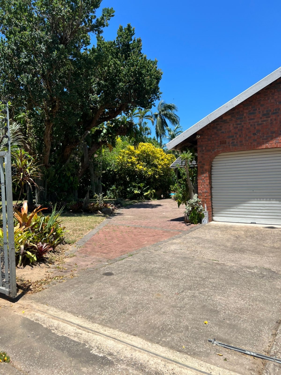 4 Bedroom Property for Sale in Meer En See KwaZulu-Natal