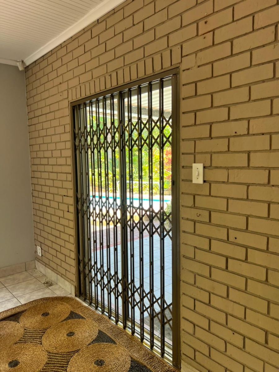 4 Bedroom Property for Sale in Meer En See KwaZulu-Natal