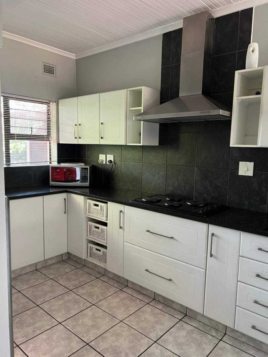 4 Bedroom Property for Sale in Meer En See KwaZulu-Natal