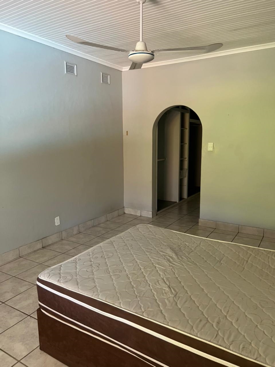 4 Bedroom Property for Sale in Meer En See KwaZulu-Natal