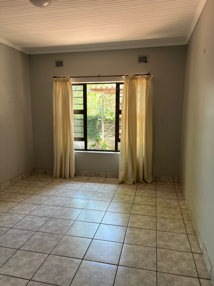 4 Bedroom Property for Sale in Meer En See KwaZulu-Natal