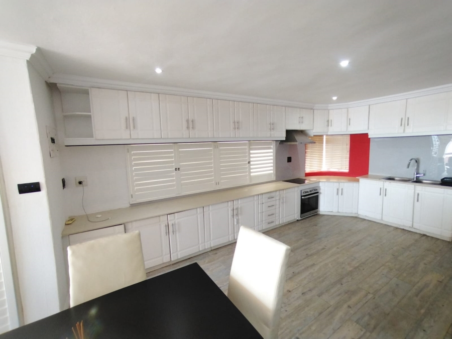 To Let 3 Bedroom Property for Rent in La Mercy KwaZulu-Natal