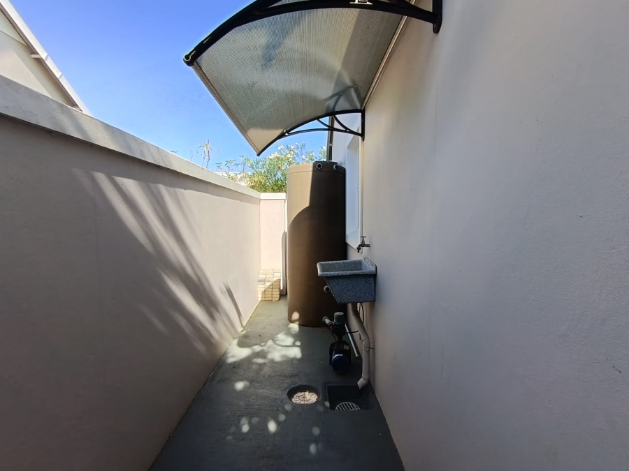 To Let 3 Bedroom Property for Rent in Caledon Estate KwaZulu-Natal