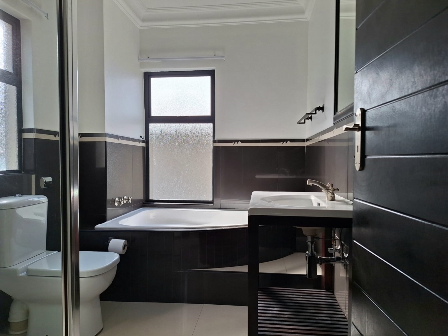 4 Bedroom Property for Sale in Dunkirk Estate KwaZulu-Natal