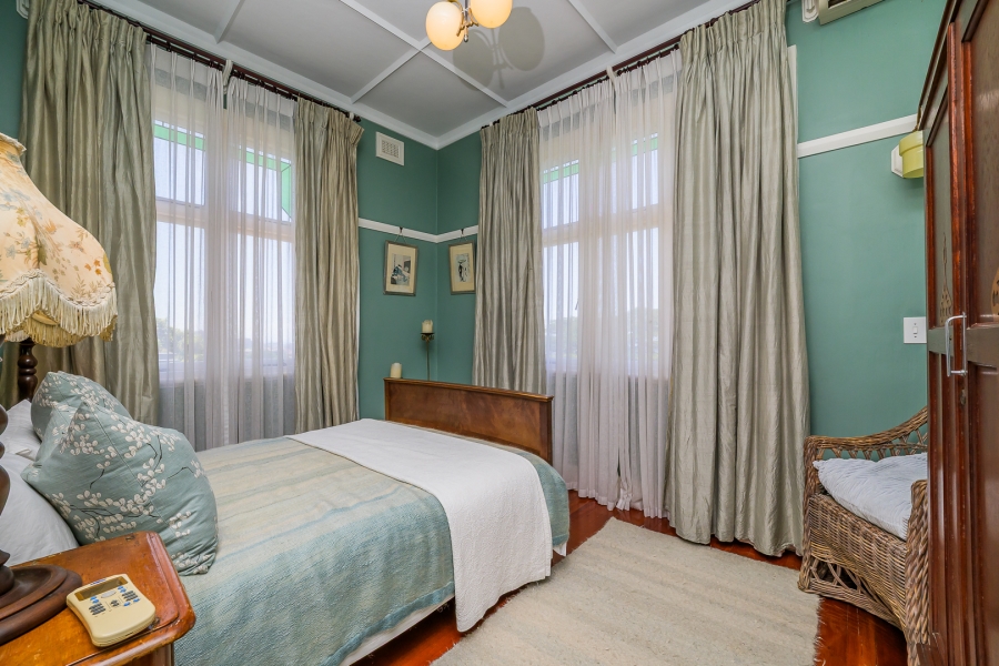 4 Bedroom Property for Sale in Glenwood KwaZulu-Natal