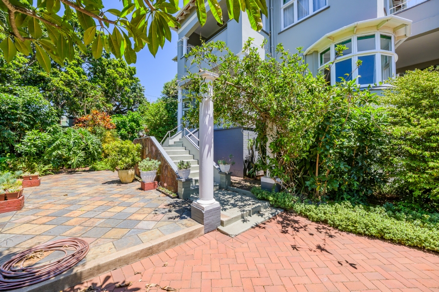 4 Bedroom Property for Sale in Glenwood KwaZulu-Natal