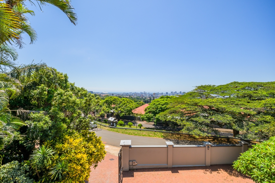 4 Bedroom Property for Sale in Glenwood KwaZulu-Natal