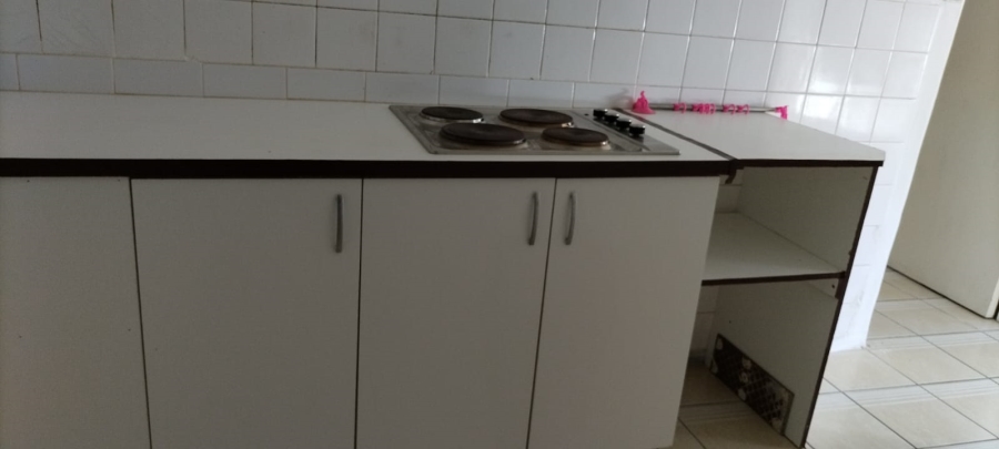 1 Bedroom Property for Sale in Clare Hills KwaZulu-Natal