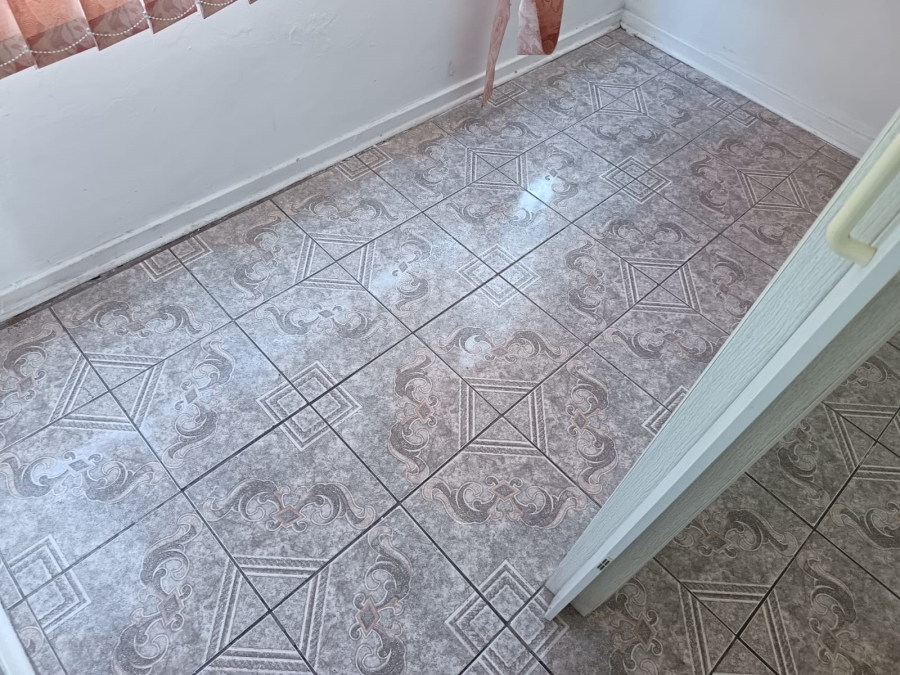 2 Bedroom Property for Sale in Windermere KwaZulu-Natal