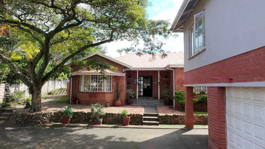 4 Bedroom Property for Sale in Manors KwaZulu-Natal